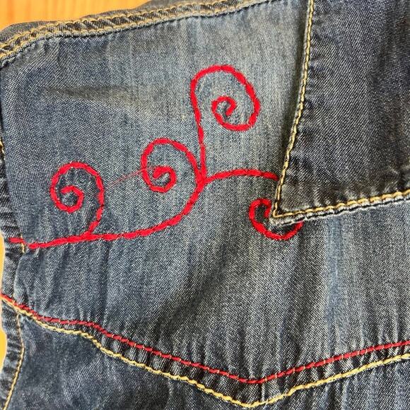 Shyanne, snap-down, sleeveless, denim, women's size XL shirt - Picture 5 of 8